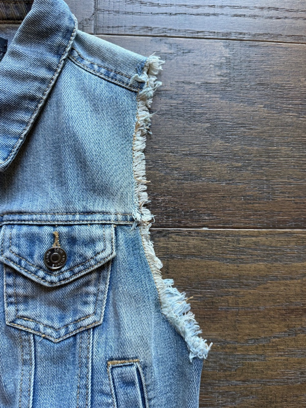 Love Culture Denim Vest Small Light Wash Distressed Jean Jacket - Picture 5 of 10